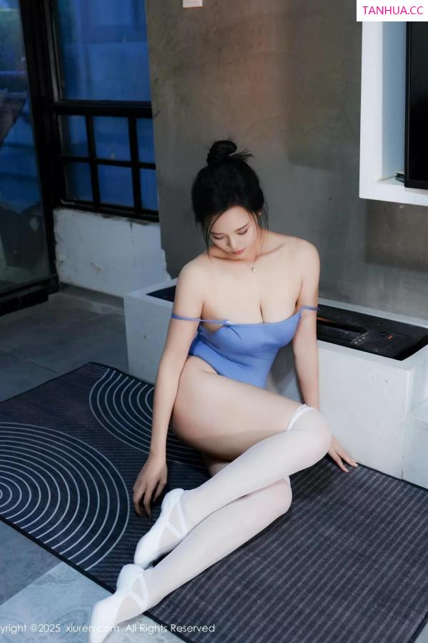   [XiuRen]高清写真图 2025.05.26 No.10327 玫瑰我爱你 蓝色瑜伽服第58张图片